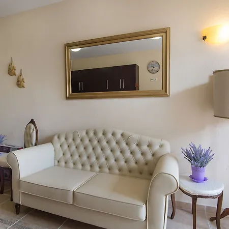 Apartment Castro De Lux *